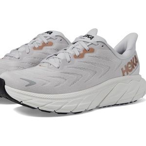 Nearly New Hoka Arahi 6 size 6 Nimbus Cloud Rose Gold